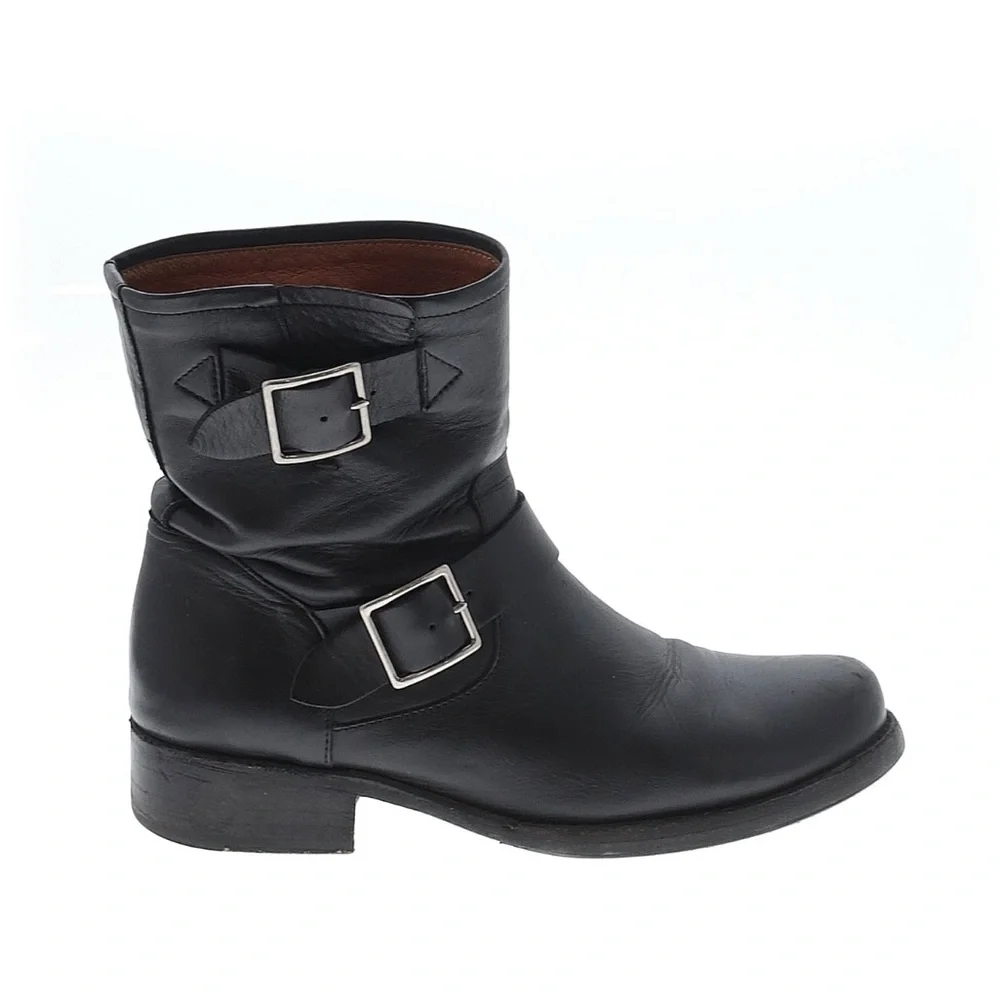 Frye Vicky Black Leather Harness Boot size 9 - Picture 1 of 2